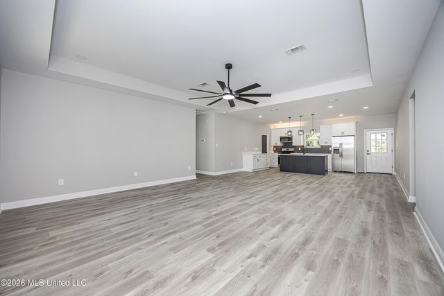 624 Oak Street, Ocean Springs, MS 39564
