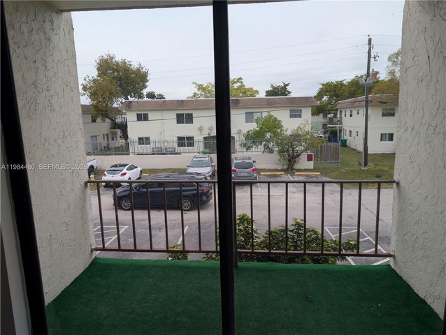 1788 NW 55th Ave 203, Lauderhill, FL 33313