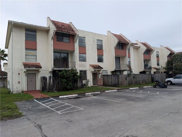 1788 NW 55th Ave 203, Lauderhill, FL 33313