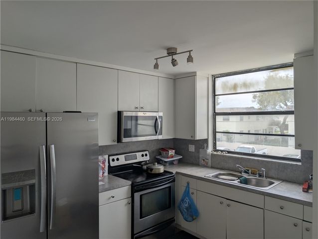 1788 NW 55th Ave 203, Lauderhill, FL 33313