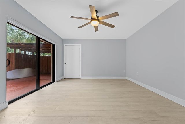 9156 SW 23rd Street D, Davie, FL 33324