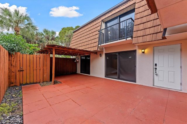 9156 SW 23rd Street D, Davie, FL 33324