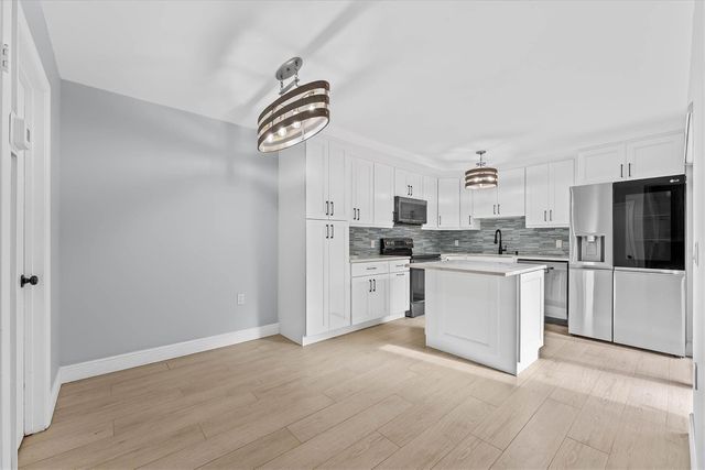 9156 SW 23rd Street D, Davie, FL 33324