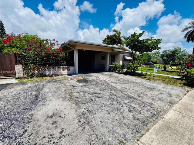 717 NE 10th Ave 1-2, Hallandale Beach, FL 33009