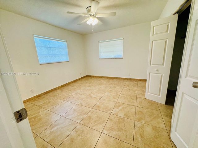 717 NE 10th Ave 1-2, Hallandale Beach, FL 33009