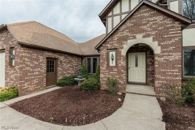 984 Meadowlark Lane, Medina, OH 44256