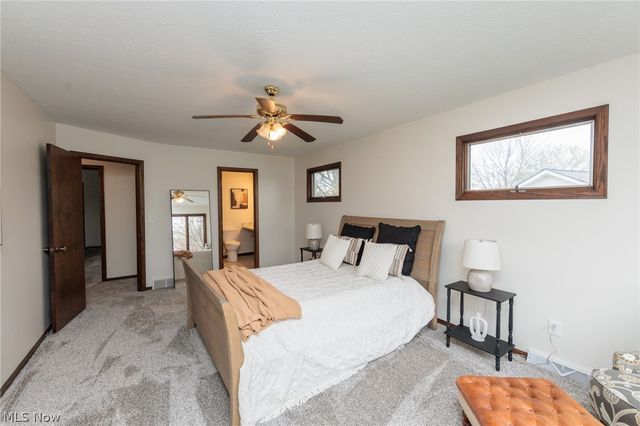 984 Meadowlark Lane, Medina, OH 44256