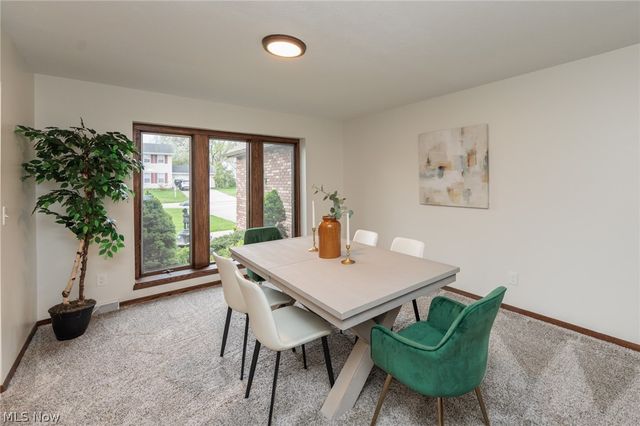 984 Meadowlark Lane, Medina, OH 44256