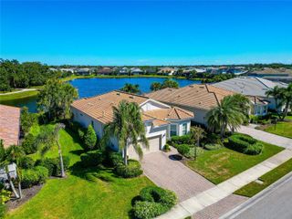 12011 SEABROOK AVENUE, Bradenton, FL 34211