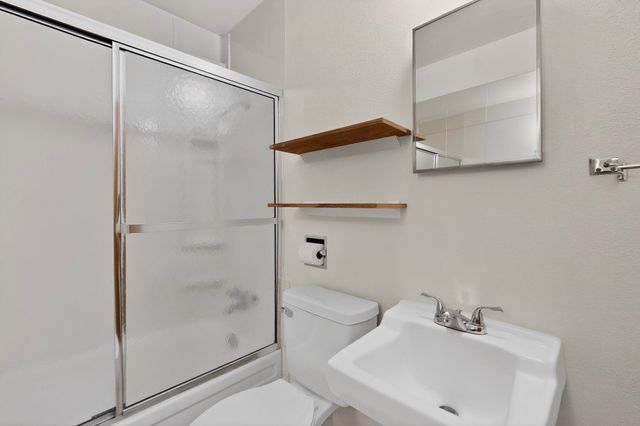 808 Ash, Espanola, NM 87532