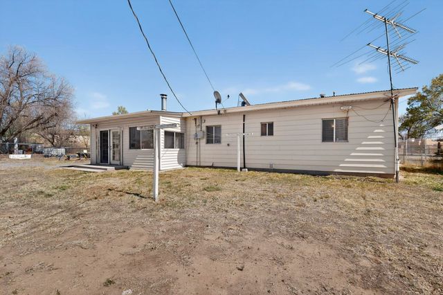 808 Ash, Espanola, NM 87532
