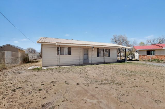 808 Ash, Espanola, NM 87532