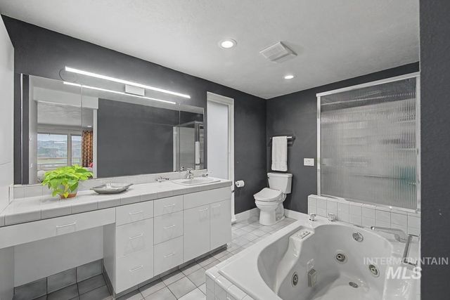 555 E Braemere Drive, Boise, ID 83702