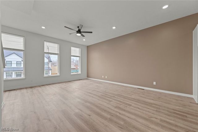 4709 Bridge Avenue, Cleveland, OH 44102