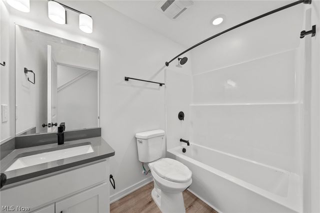 4709 Bridge Avenue, Cleveland, OH 44102