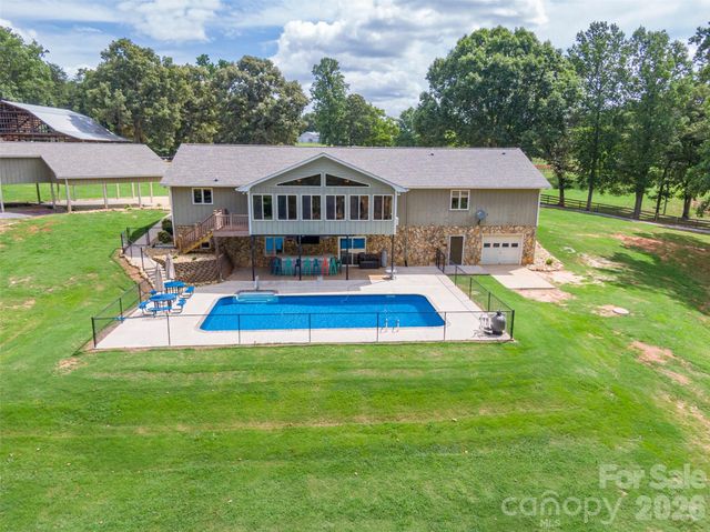 304 McMurray Road, Rutherfordton, NC 28139