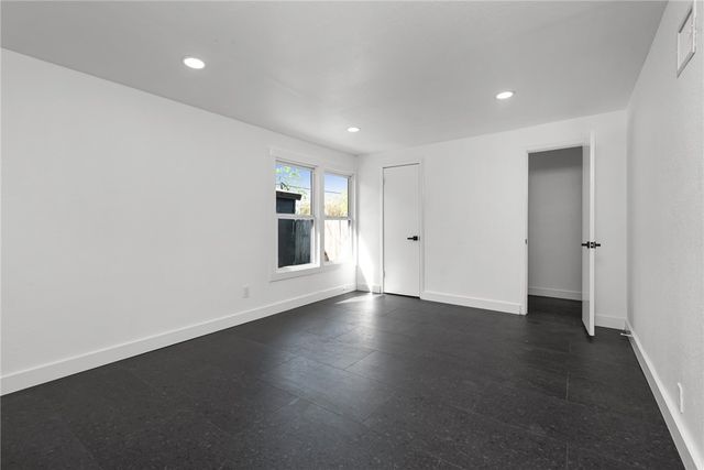 1012 E MAIN, Sinton, TX 78387