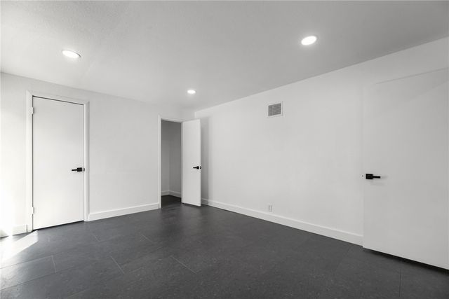 1012 E MAIN, Sinton, TX 78387