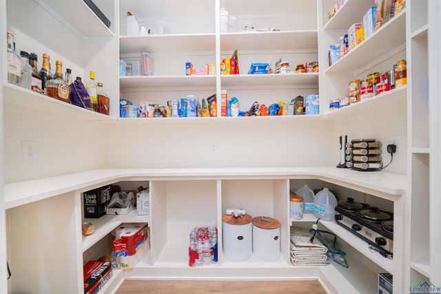 4660 County Road 2105, Kilgore, TX 75662