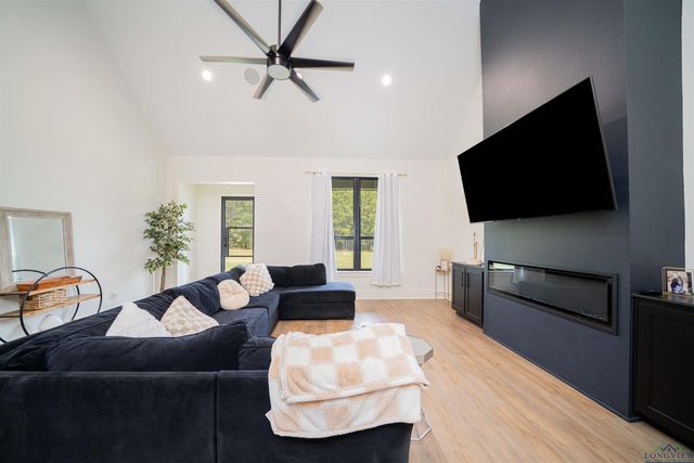 4660 County Road 2105, Kilgore, TX 75662