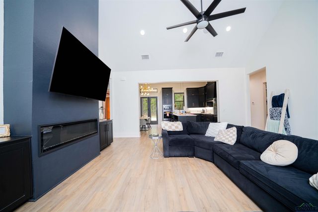 4660 County Road 2105, Kilgore, TX 75662