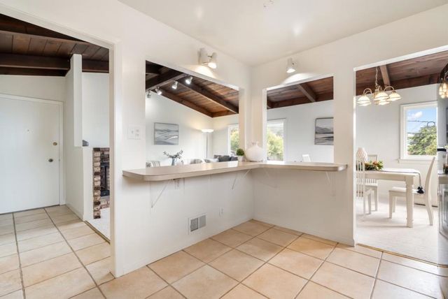 375 Bancroft Way, Pacifica, CA 94044