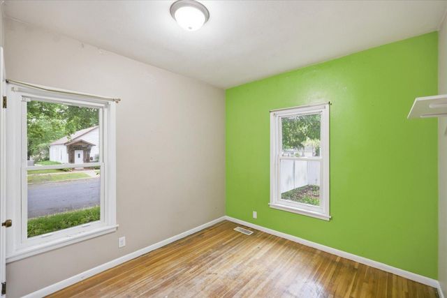 302 3rd Street W, Hastings, MN 55033