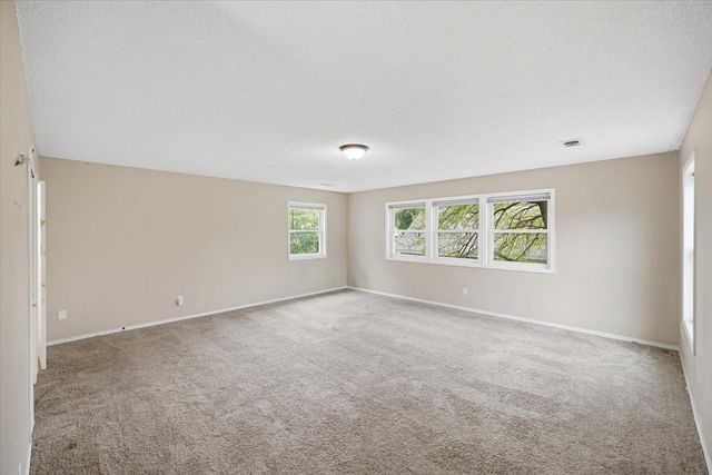 302 3rd Street W, Hastings, MN 55033