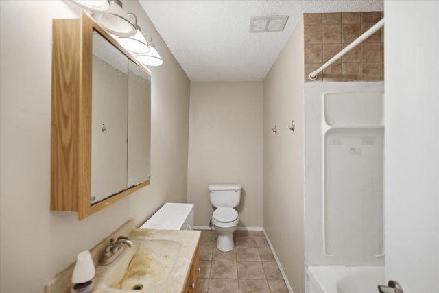 302 3rd Street W, Hastings, MN 55033