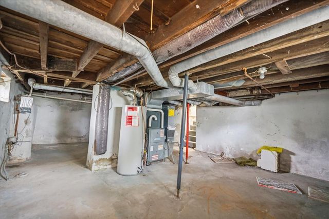 302 3rd Street W, Hastings, MN 55033