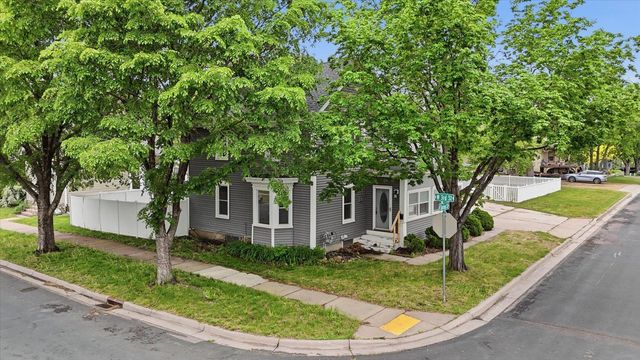 302 3rd Street W, Hastings, MN 55033