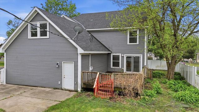 302 3rd Street W, Hastings, MN 55033