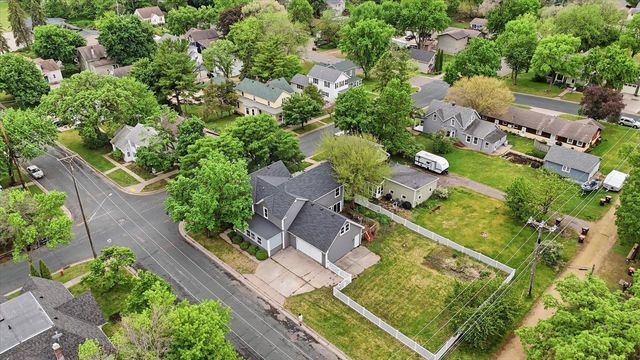 302 3rd Street W, Hastings, MN 55033