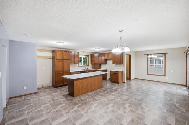 302 3rd Street W, Hastings, MN 55033