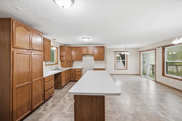 302 3rd Street W, Hastings, MN 55033