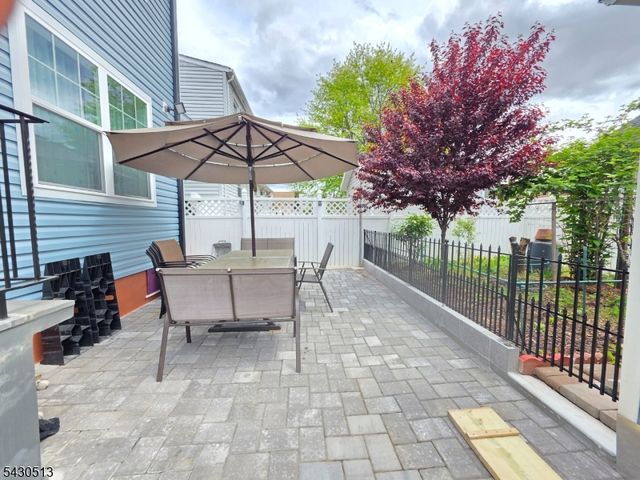 2032 E Saint Georges Ave, Linden City, NJ 07036