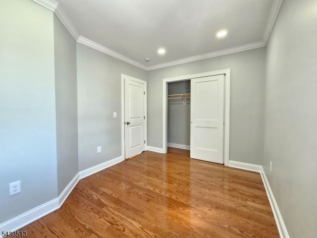 2032 E Saint Georges Ave, Linden City, NJ 07036