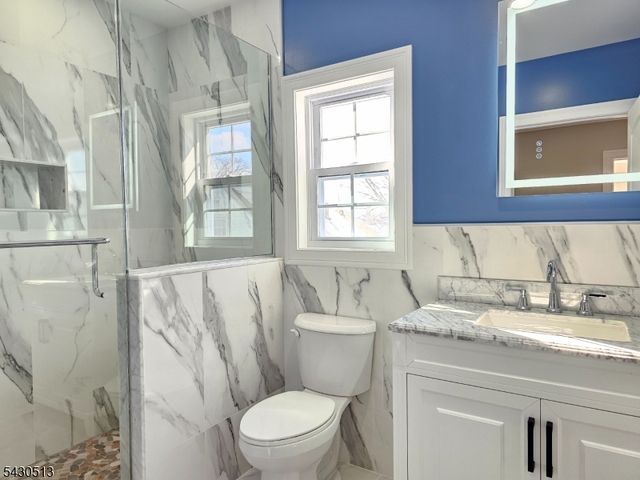 2032 E Saint Georges Ave, Linden City, NJ 07036