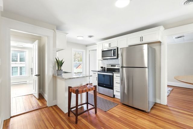 180 State Street B, Northampton, MA 01060