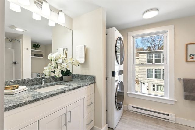 180 State Street B, Northampton, MA 01060