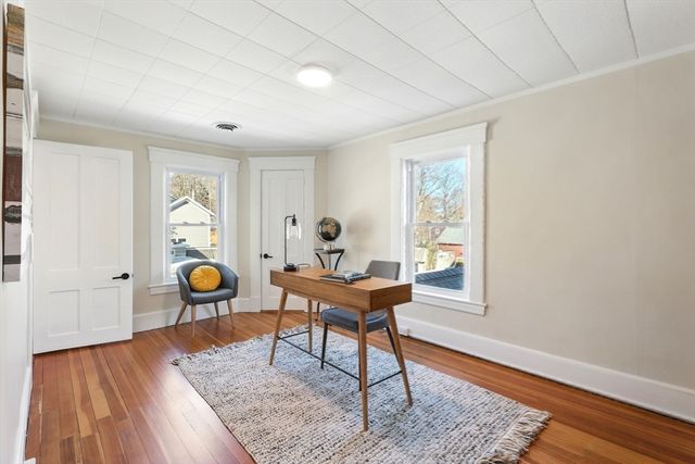 180 State Street B, Northampton, MA 01060