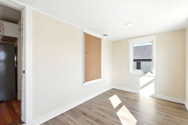 180 State Street B, Northampton, MA 01060