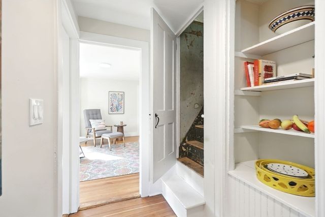 180 State Street B, Northampton, MA 01060