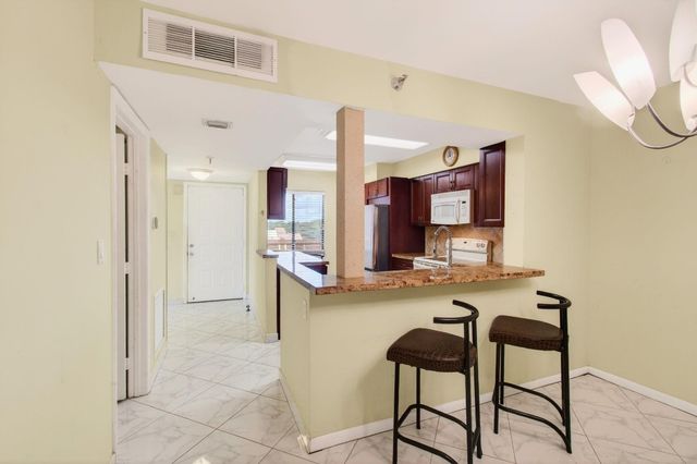 7076 Huntington Lane 608, Delray Beach, FL 33446