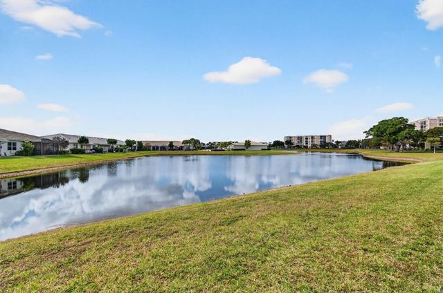 7076 Huntington Lane 608, Delray Beach, FL 33446