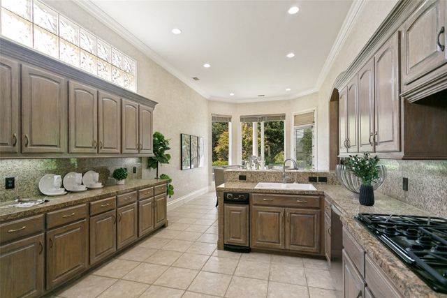 5864 Arrowhead Drive, Frisco, TX 75034