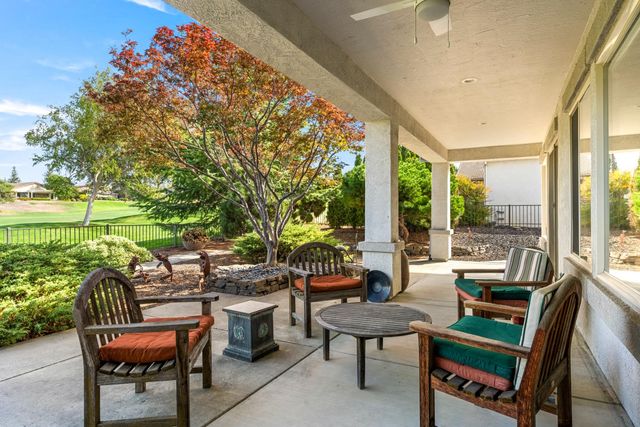 1523 Barn Valley Ln, Lincoln, CA 95648