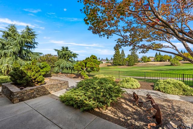 1523 Barn Valley Ln, Lincoln, CA 95648