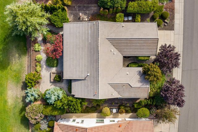 1523 Barn Valley Ln, Lincoln, CA 95648