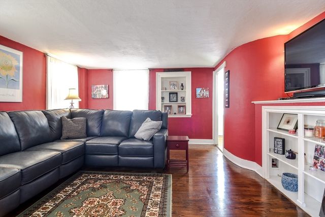88 Elm Street, Framingham, MA 01701